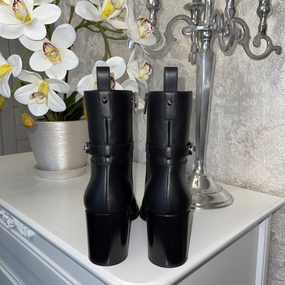 $1,195 NWB Christian Louboutin Lock Booty Boots Size 37 AUTHENTIC❤️ - Picture 5 of 11